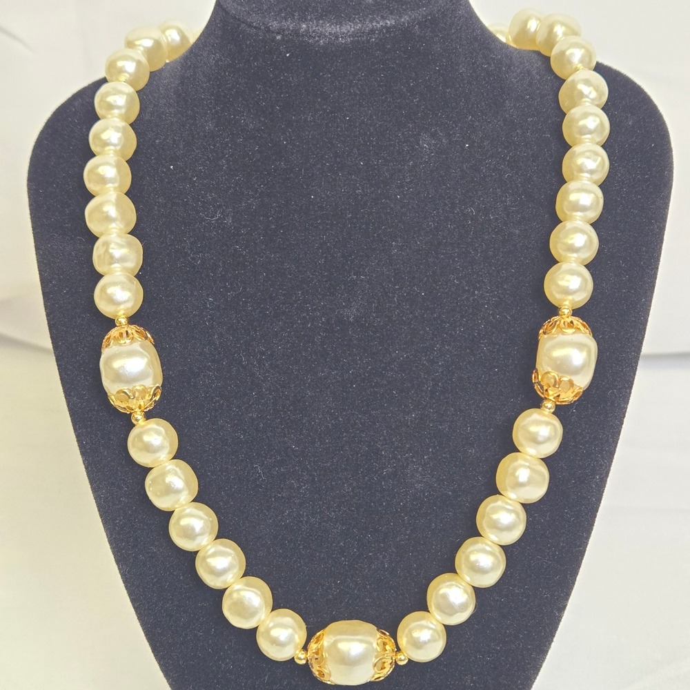 Faux Pearl Gold Tone Chunky Statement Necklace, Lobster Clasp, 17"